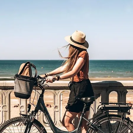 Lejlighed Beau Avec Acces Plage, Jardin, Piscine, Tennis, Velos, Netflix